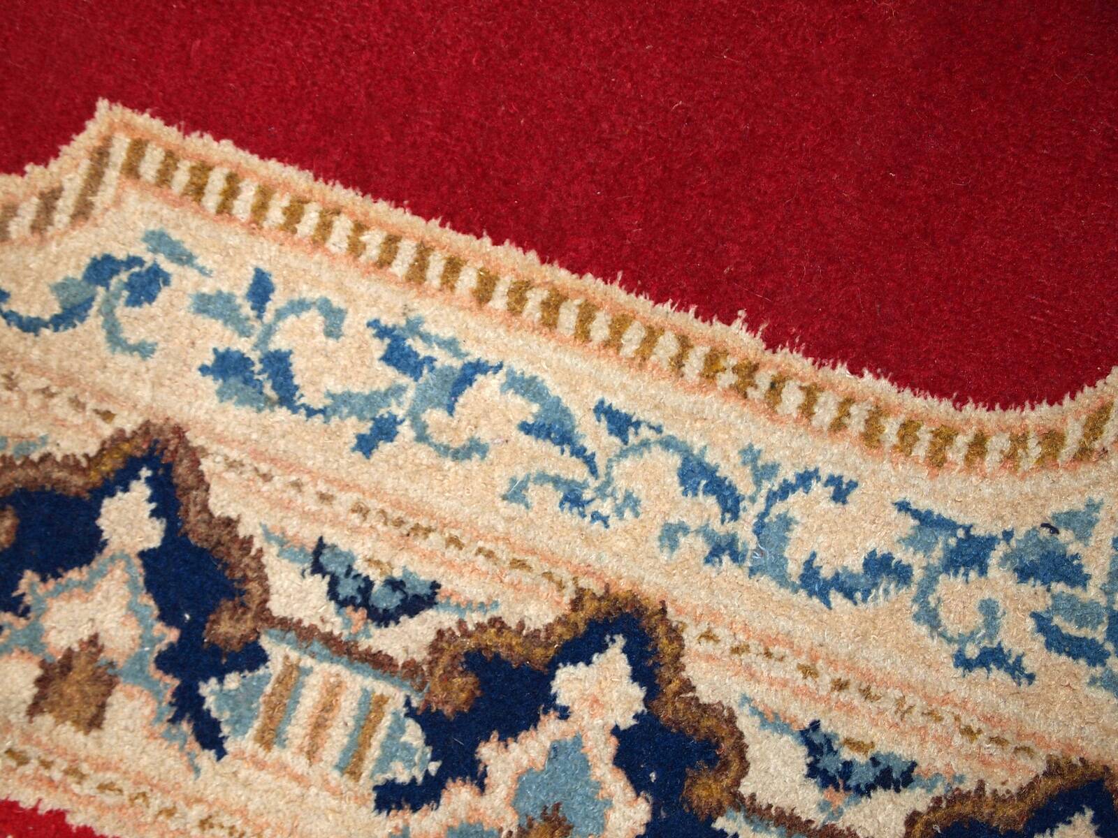 Tapis Vintage Kerman en Laine, Années 1970, Élégance Classique du Moyen-Ori