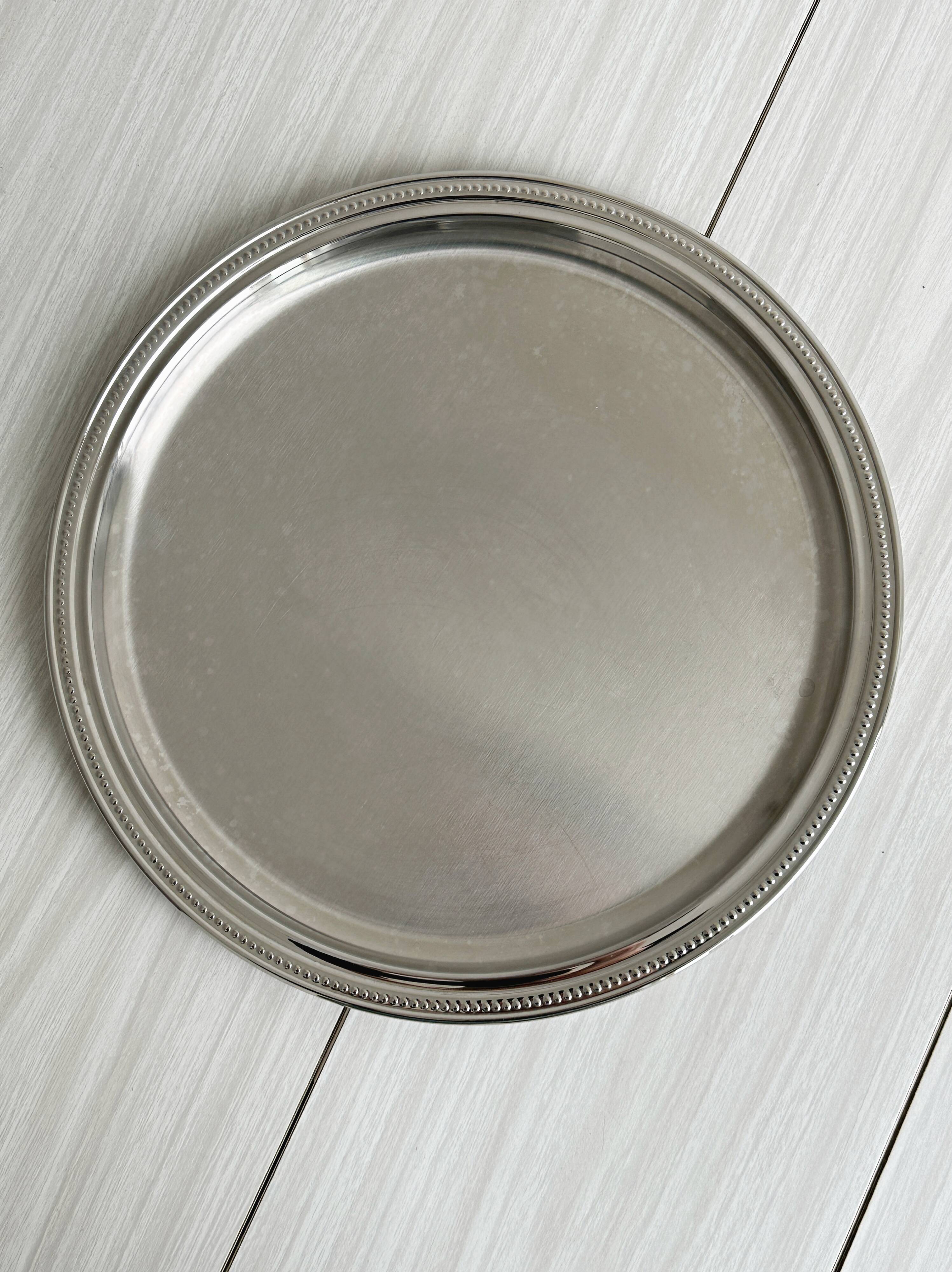 Round metal mirror tray