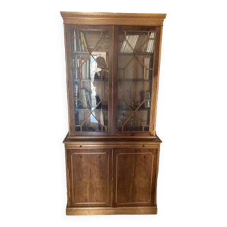 Mapple's English Yew Dresser