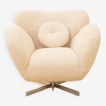 "Bear" rotating armchair in 80's curly wool