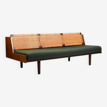 Daybed GE-258 Teak/Cane by Hans J. Wegner