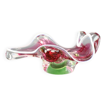 Bol en verre d'art tchèque rose et vert du milieu du siècle par Josef Hospodka