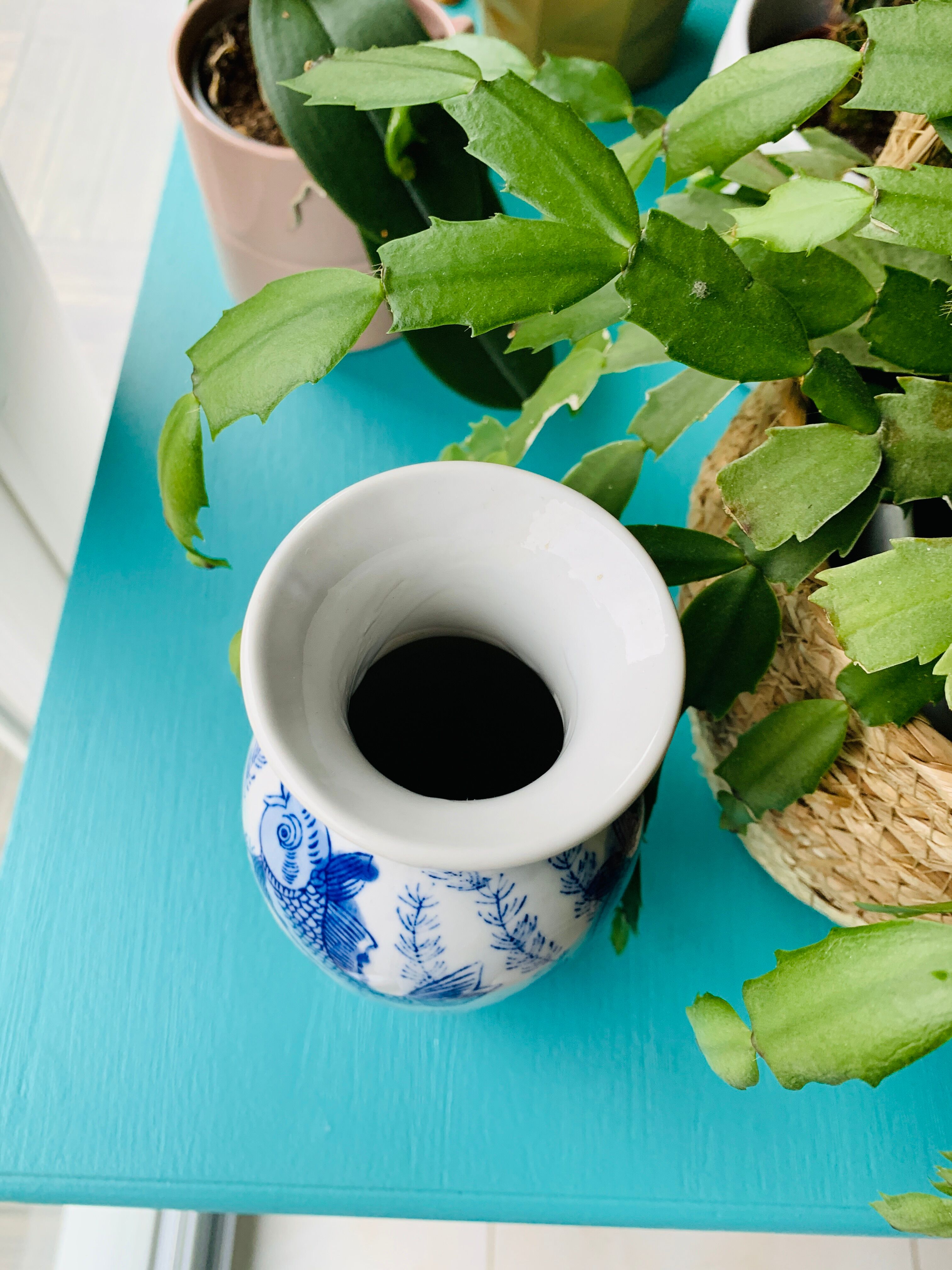 Chinese fish vintage vase