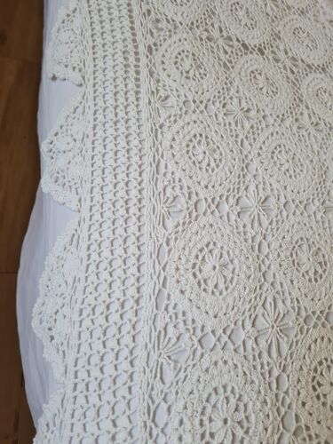 Nappe /dessus de lit crochet blanc coton 60's