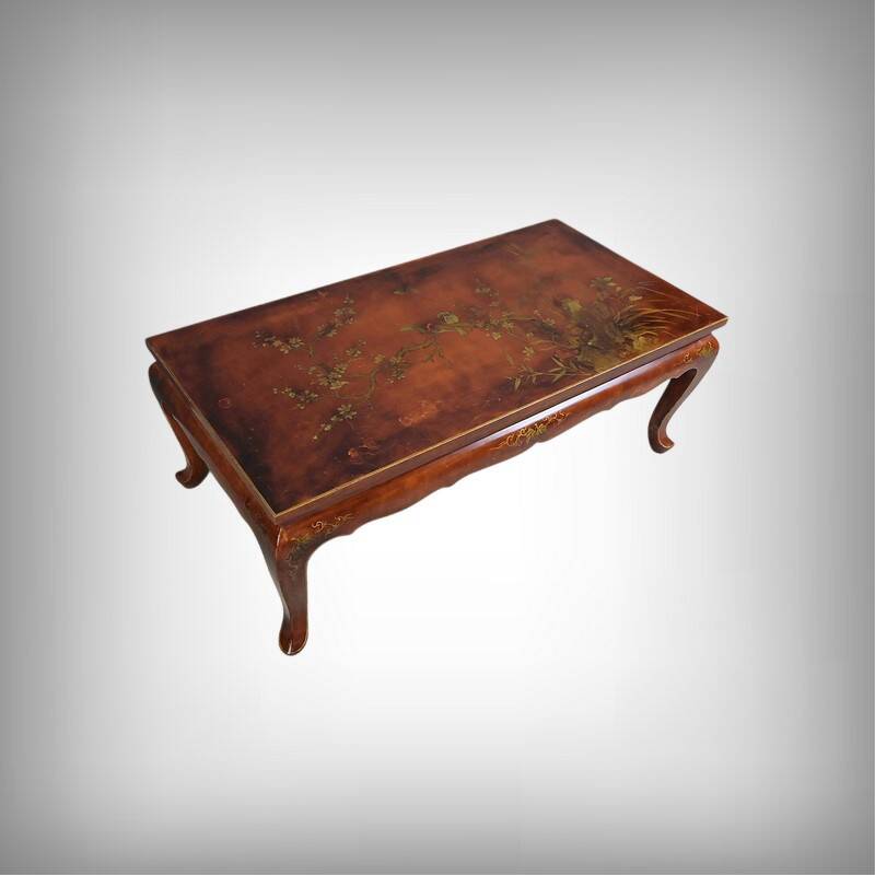 Lacquered wooden coffee table, China – Mid 20th century
