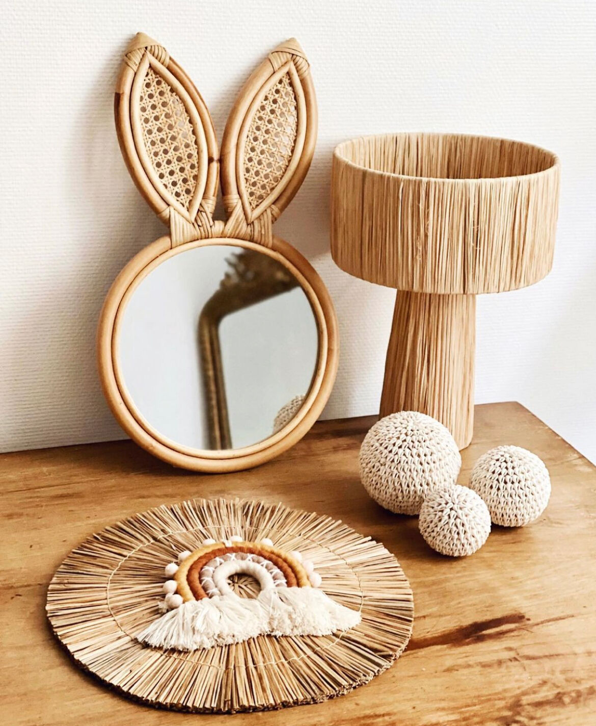 Minimalist raffia bedside table lamp