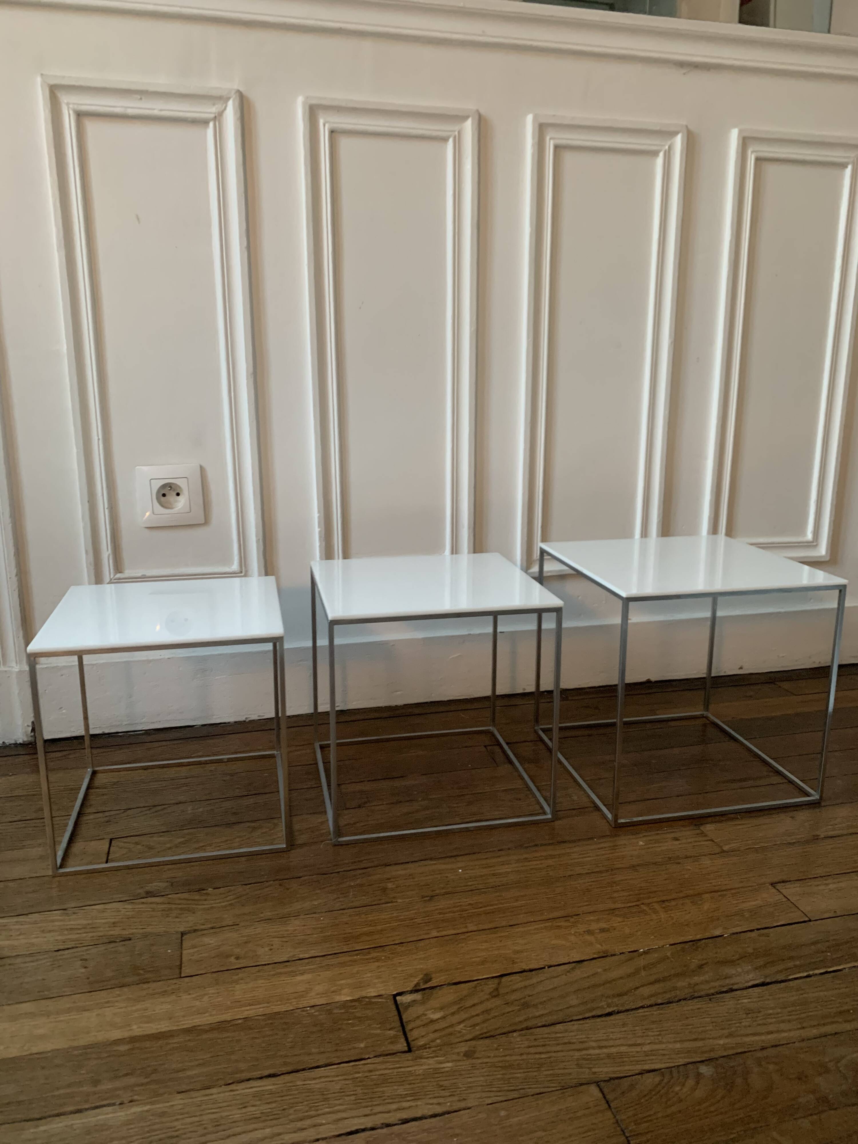 Tables gigognes PK71 de Poul Kjaerholm