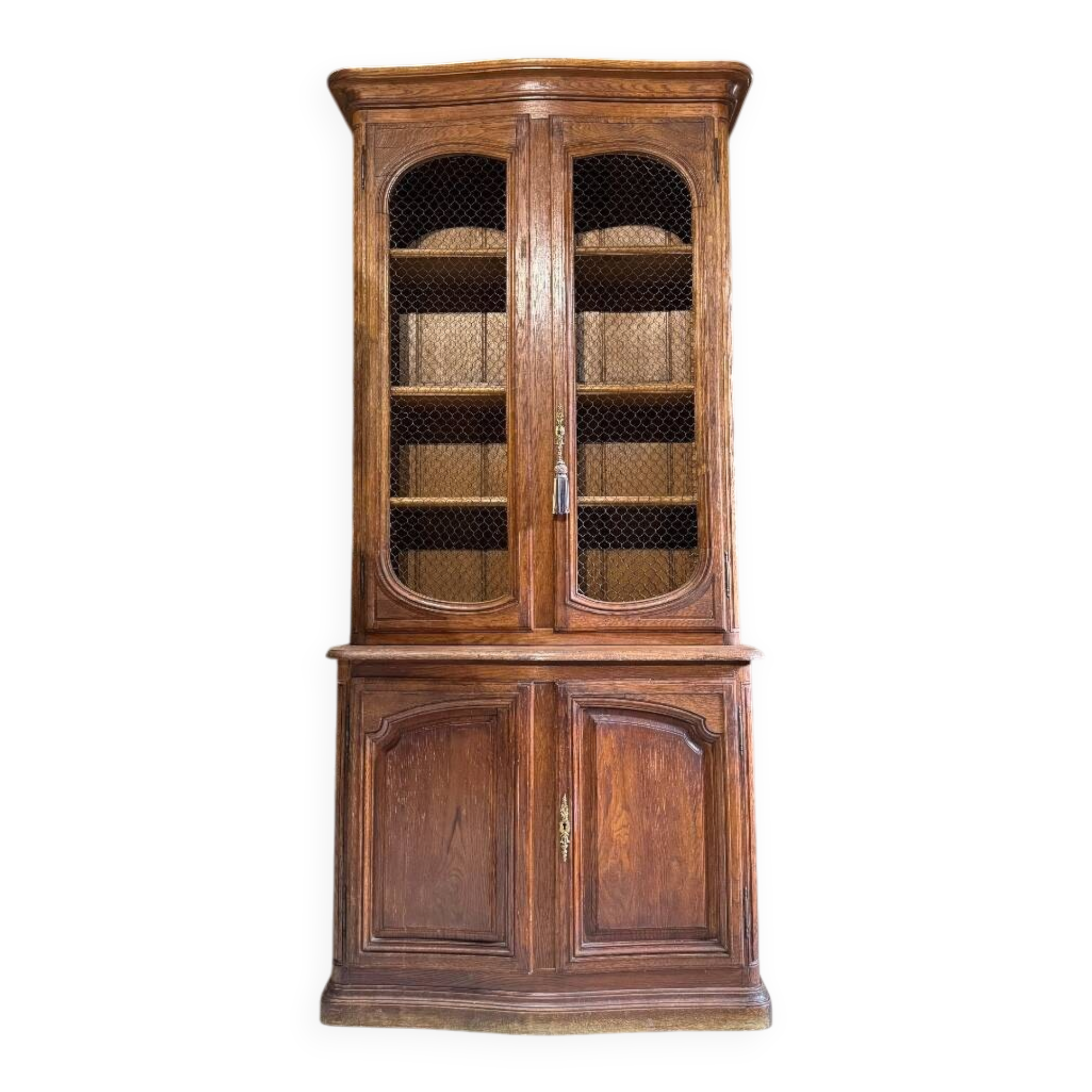 Two-body oak buffet in Louis XIV style from the 19th century.