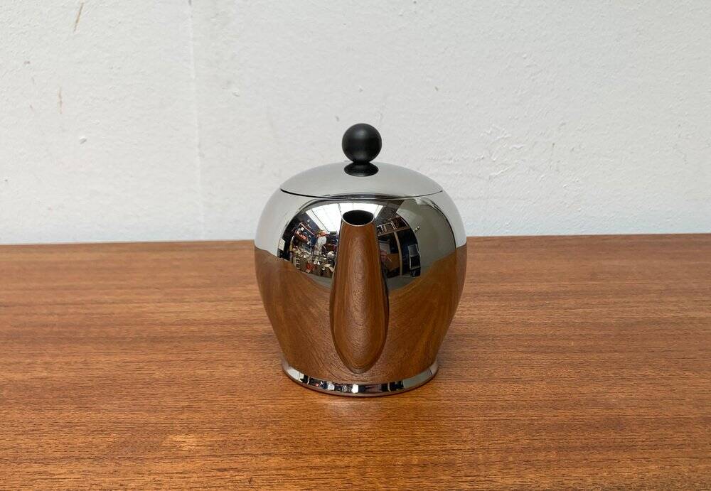 Postmodern Italian Bomb Teapot in Stainless Steel and Bakelite by Carlo Alessi for Alessi