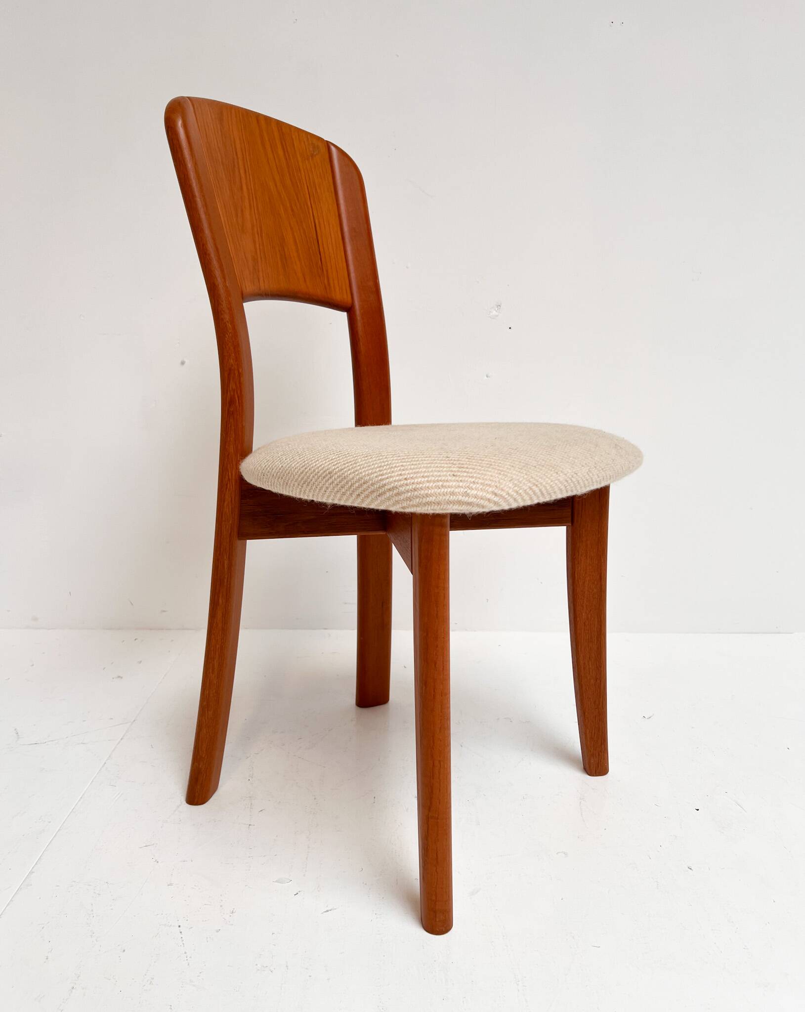 Set of 4 Danish design chairs by Gramrode from the 1970s