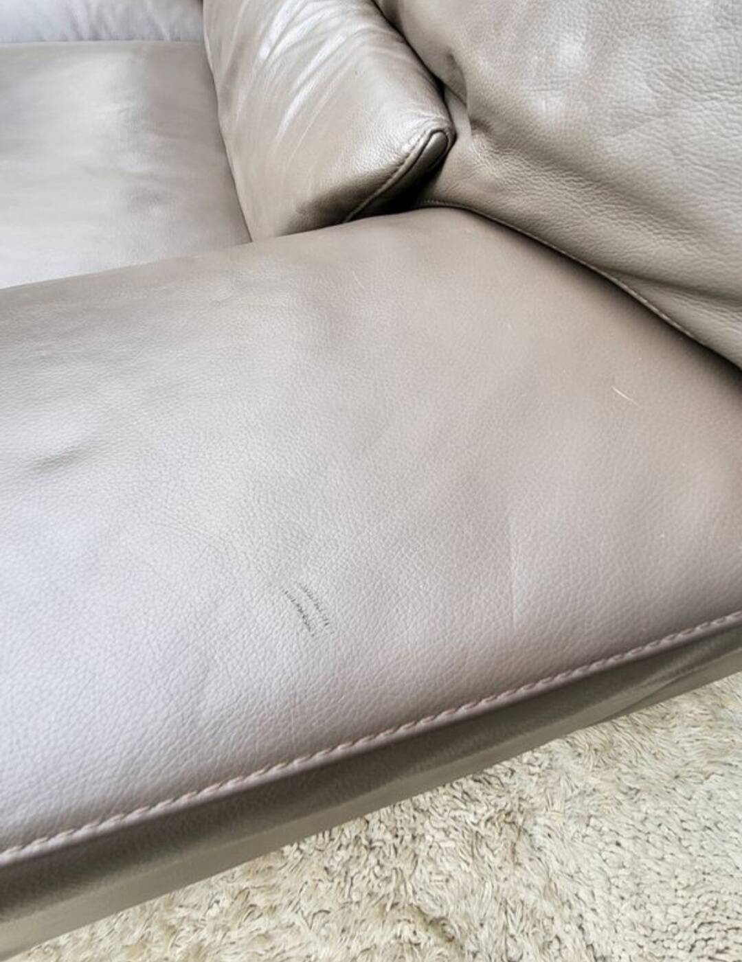 Crozatier leather lounge sofa