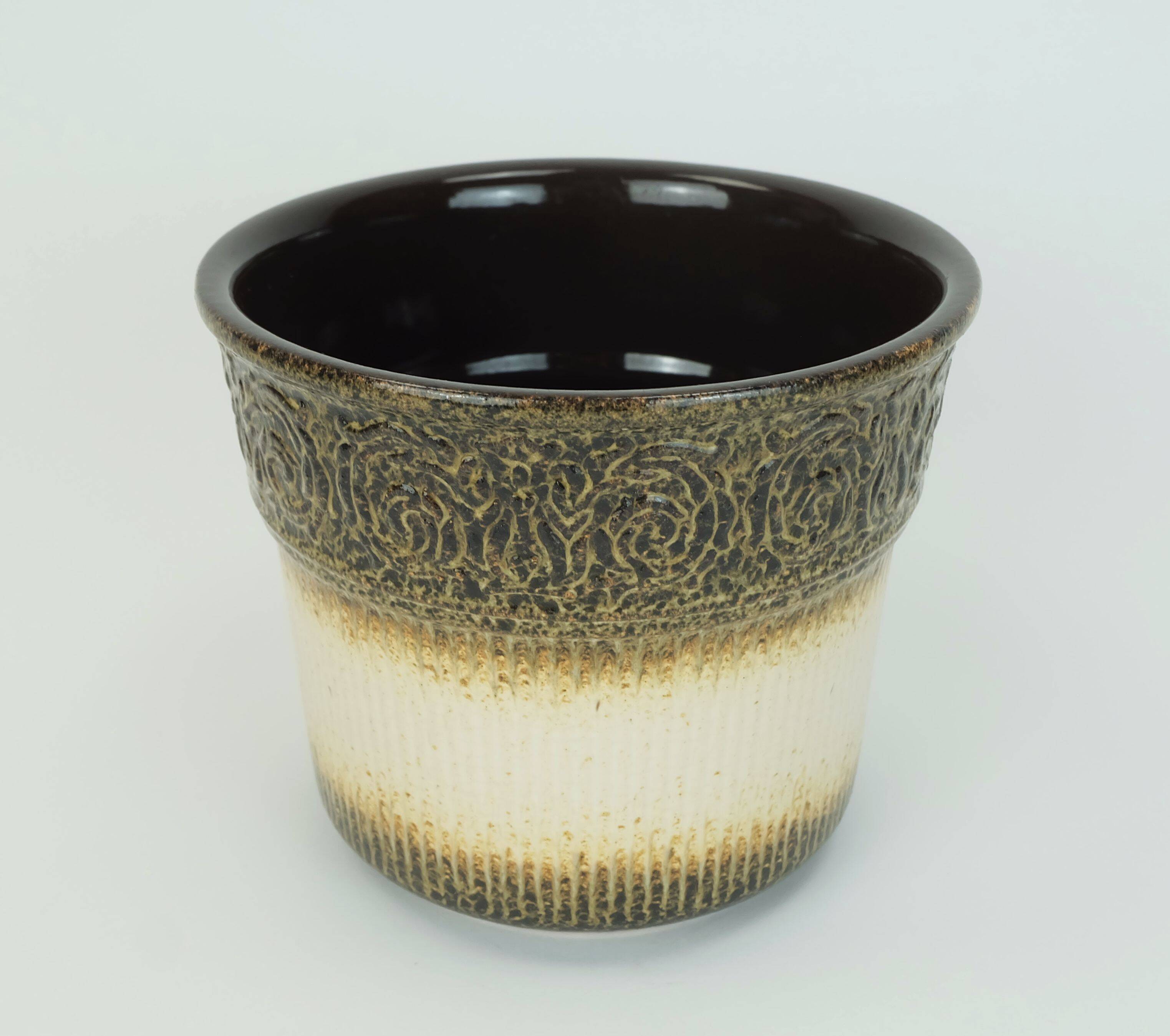 Scheurich mid century planter ceramic flower pot relief pattern model no. 809-18