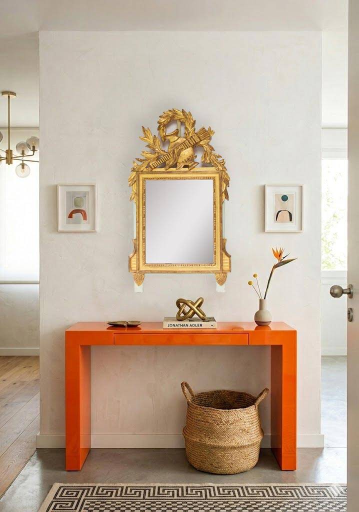French gold mirror with a Louis XVI style pediment c. 1940/50 (95*54 cm)