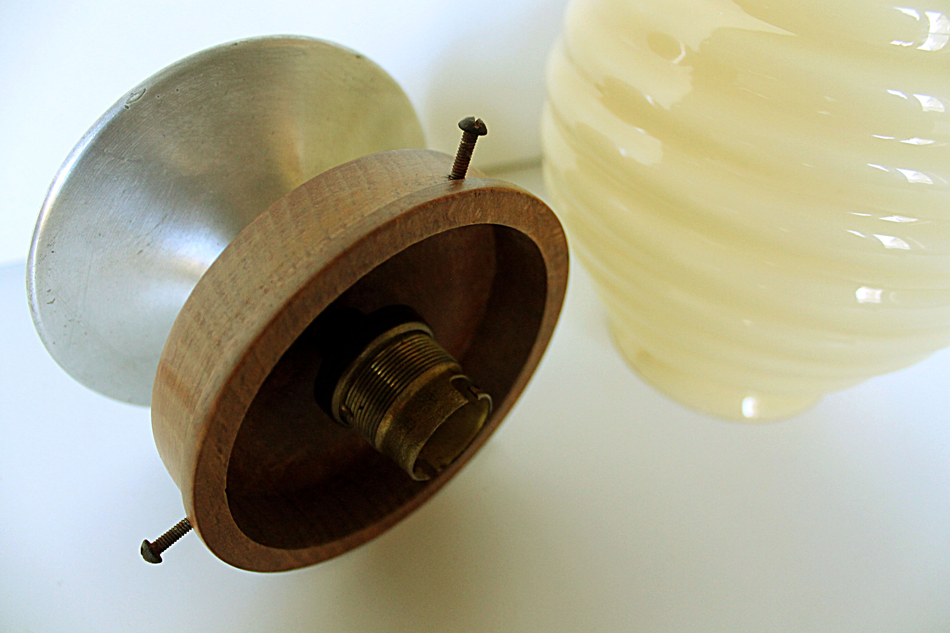 Pale yellow opaline ceiling lamp