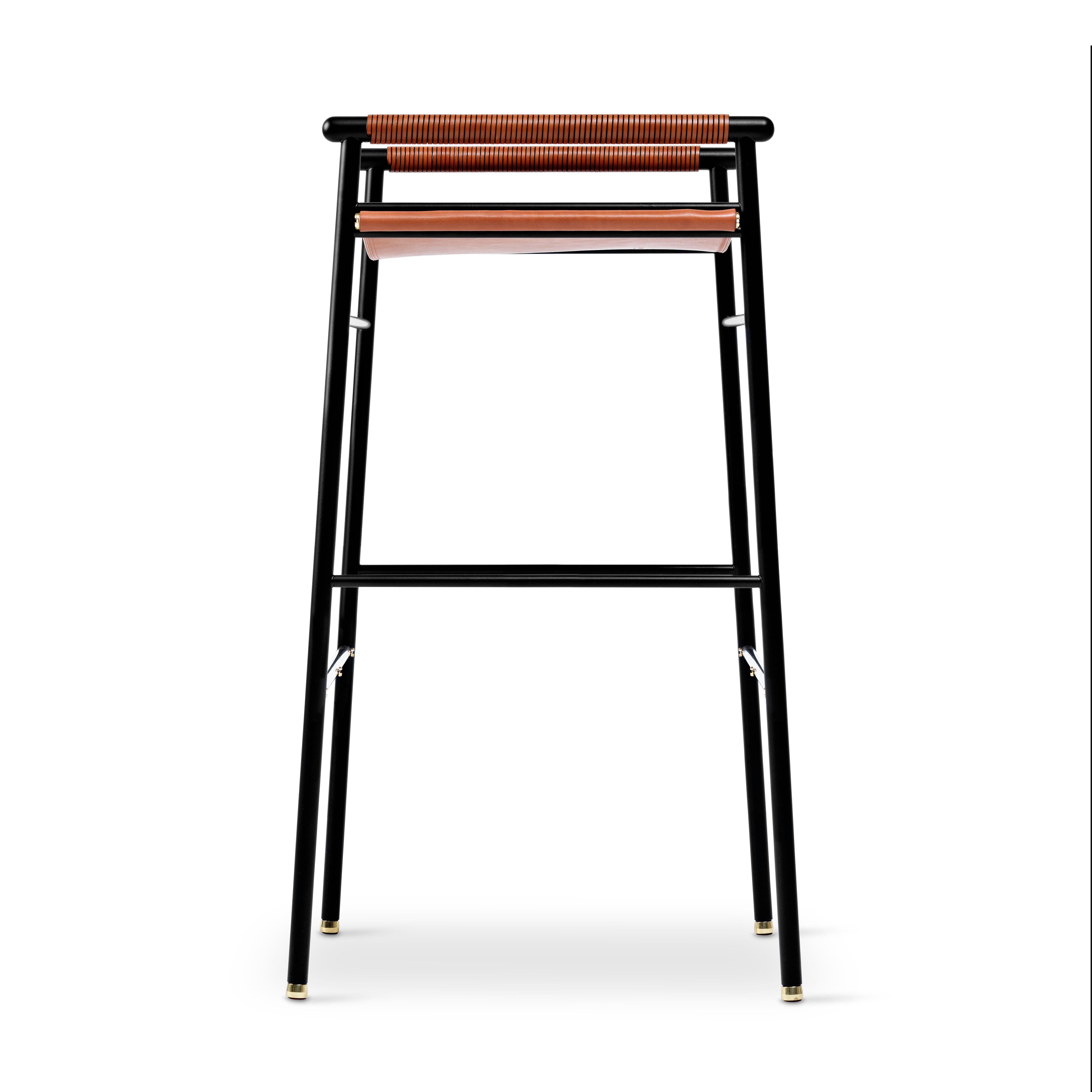 Set de 3 Taburetes de Bar Contemporéanos Piel Tabaco Natural y Metal Caucho Negro