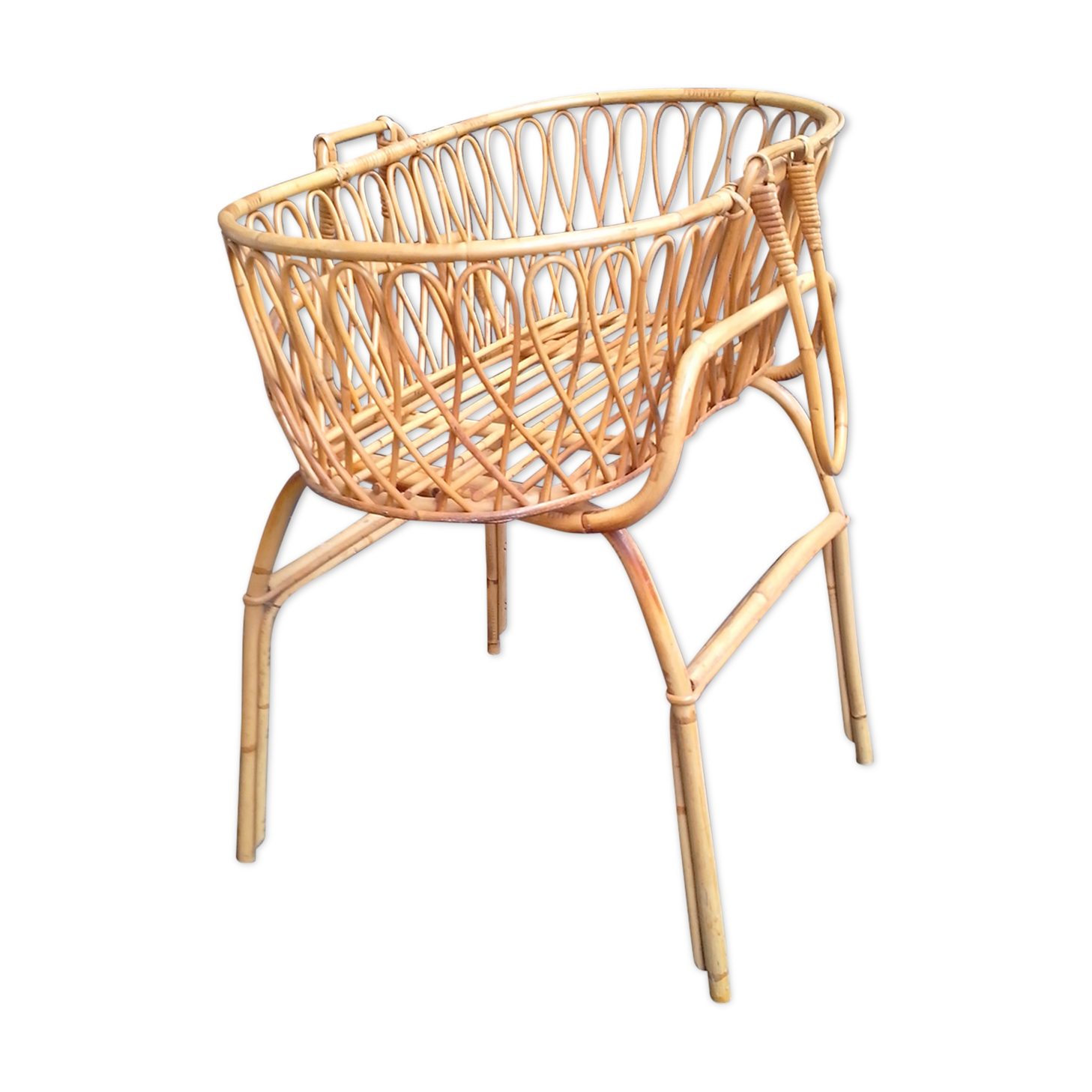 Cradle bassinet bed rattan of the 1960s