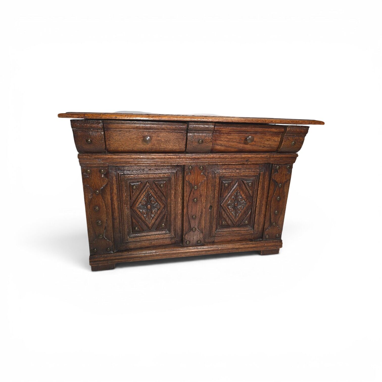 Masterpiece furniture in oak