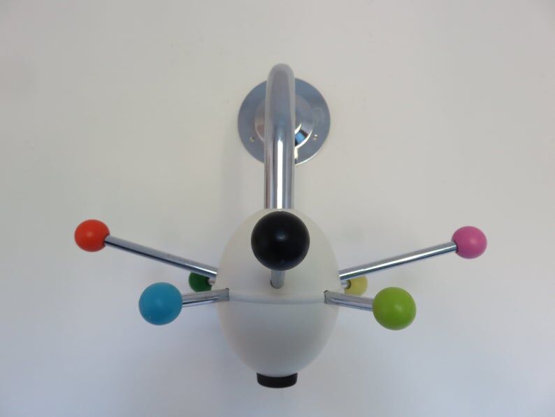 70s Sputnik coat door