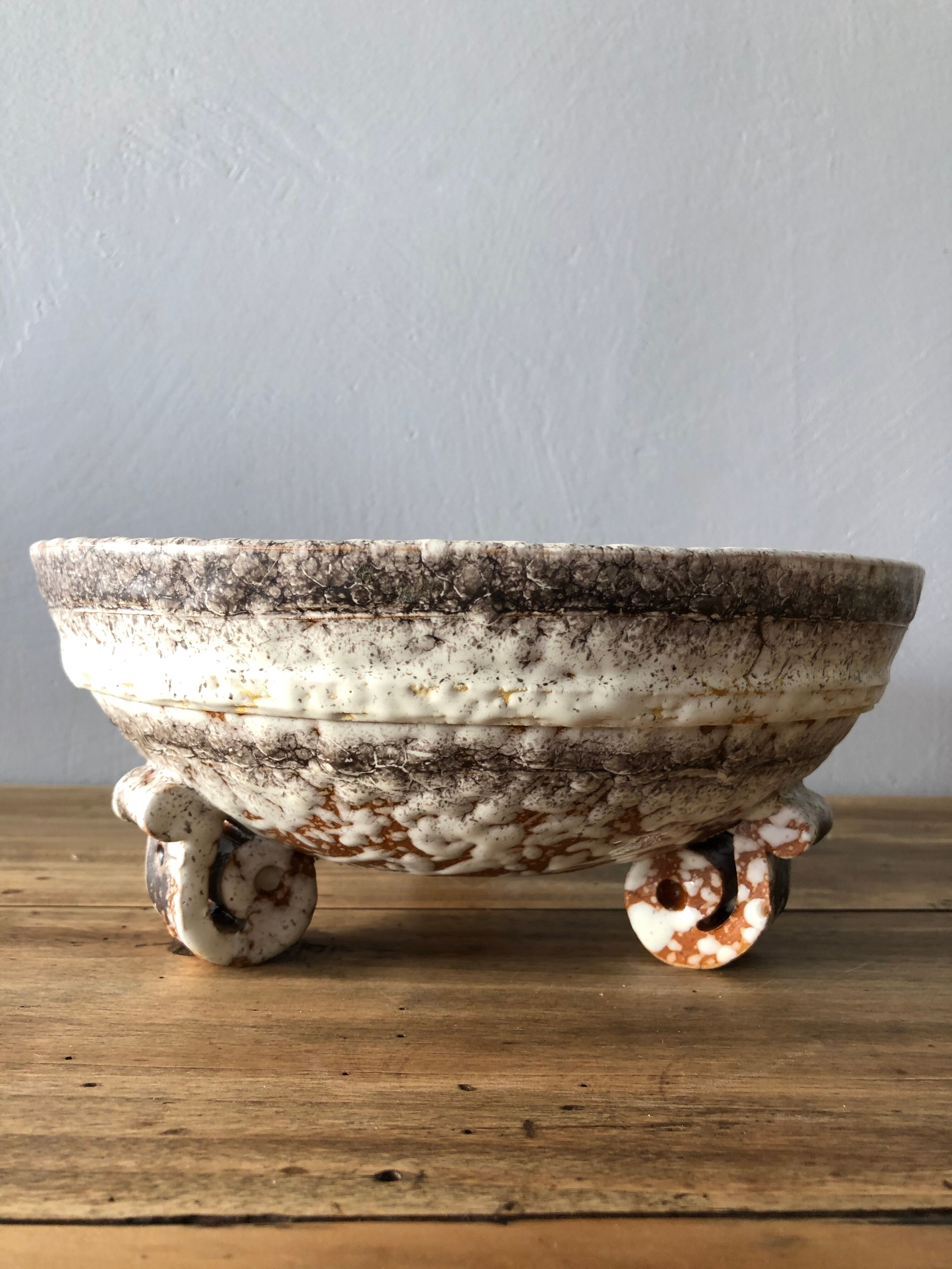 Ceramics Italian tripod