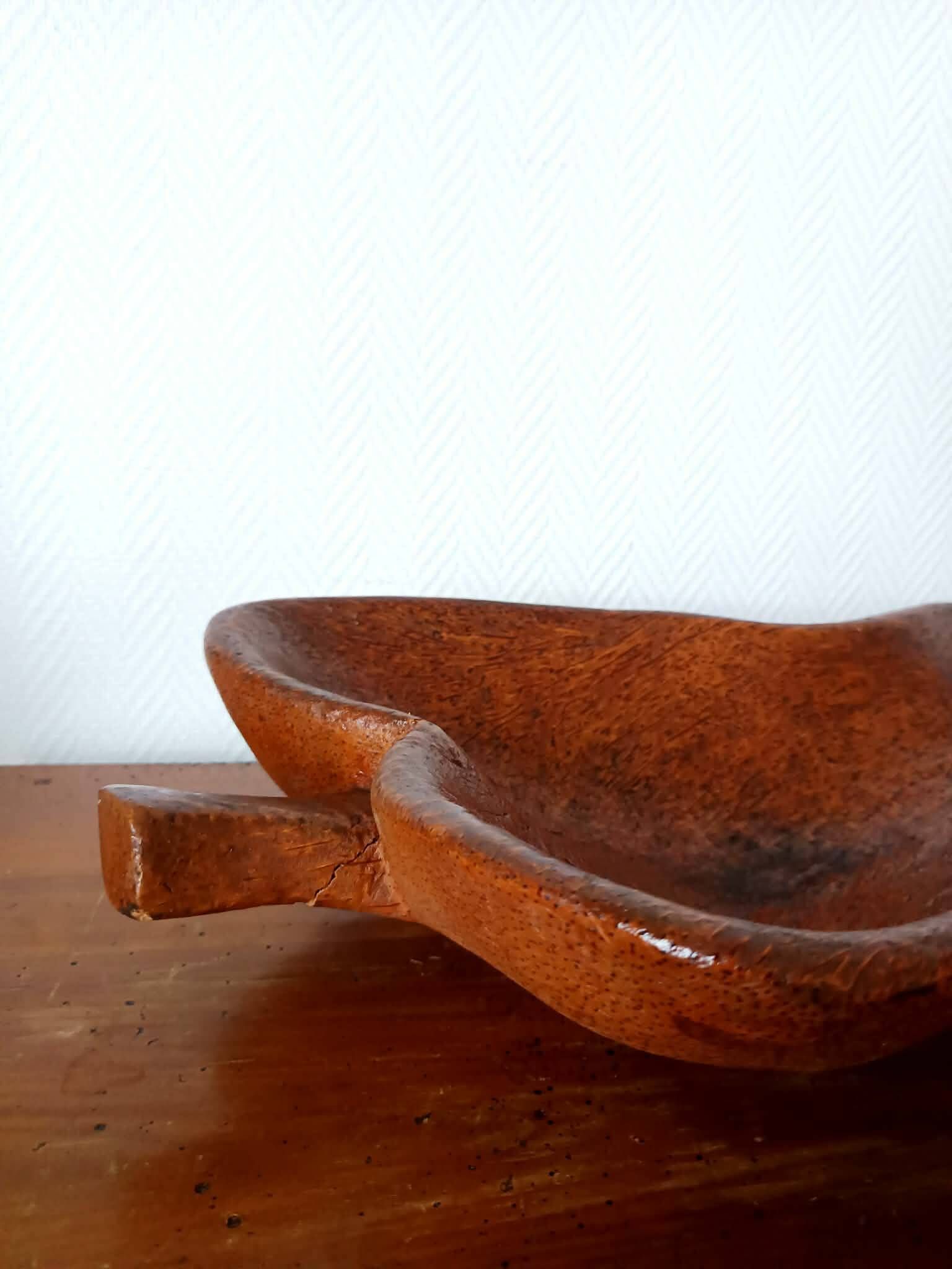 Grande coupe en bois brutaliste, 65 cm