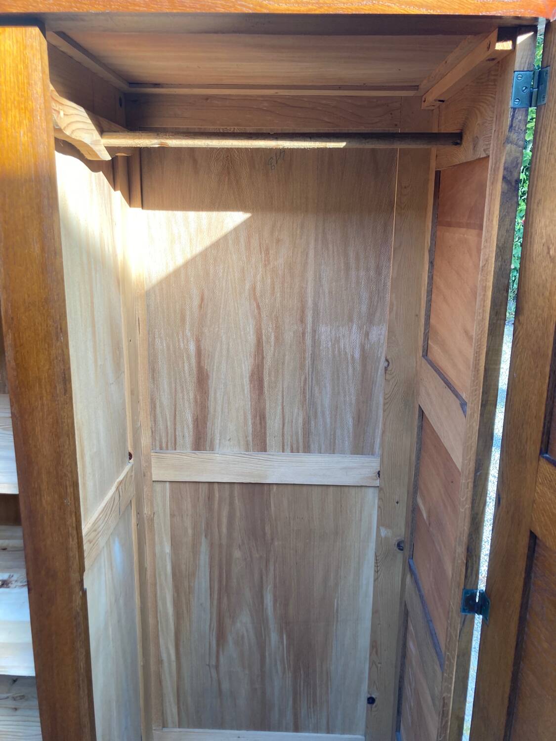 René Gabriel wardrobe