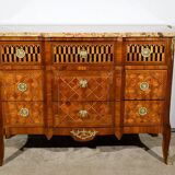 Rosewood and Mahogany chest of drawers, Louis XV / Louis XVI Transition style – Late 19th century