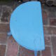 Tabouret tripode bleu