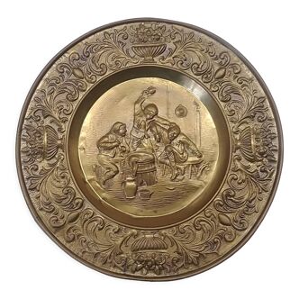 Decorative plate brass pushed back