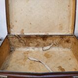 Duo of old suitcases