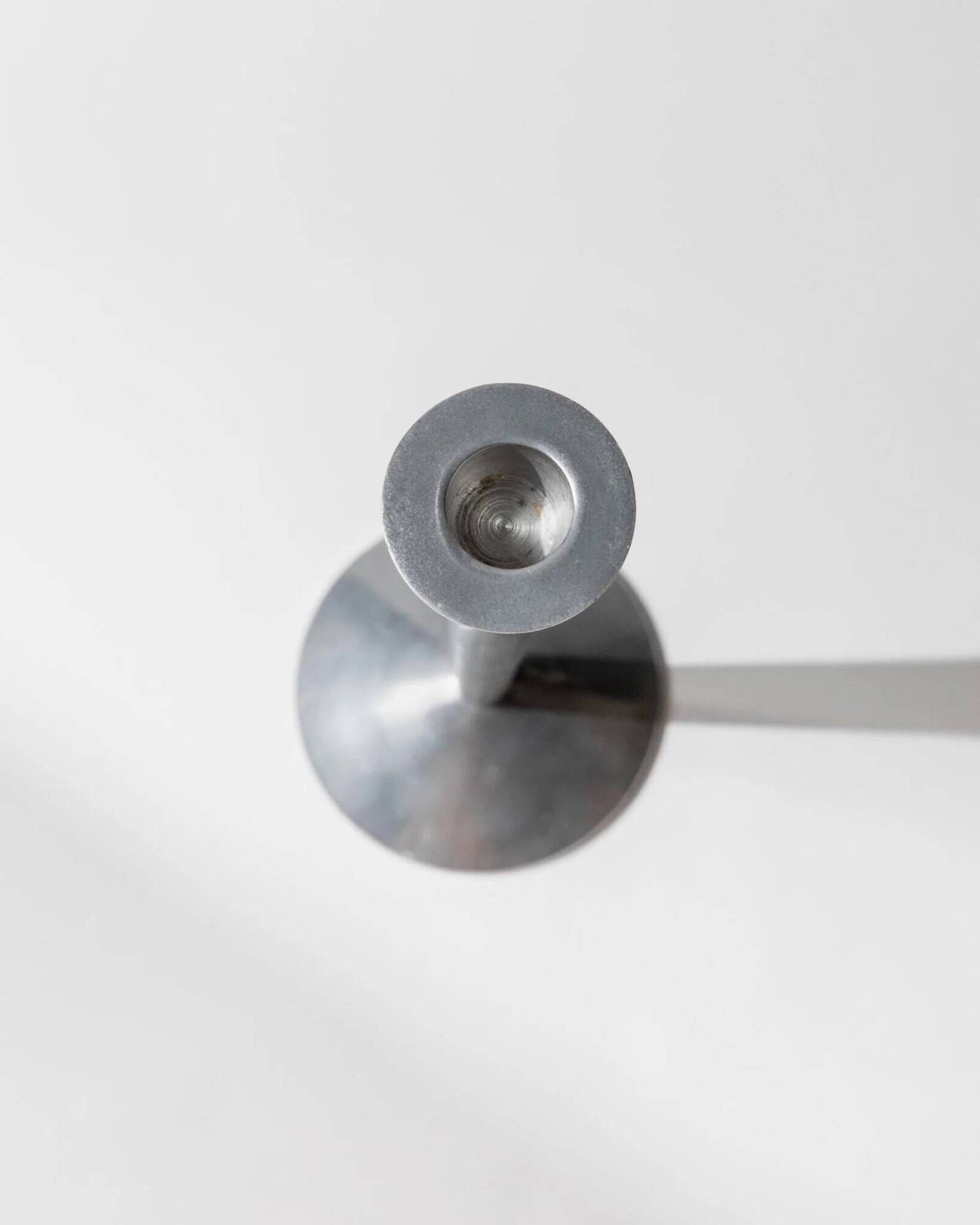 Set of 2 vintage candle holders - stainless steel, Space Age design - Italy 1970s
