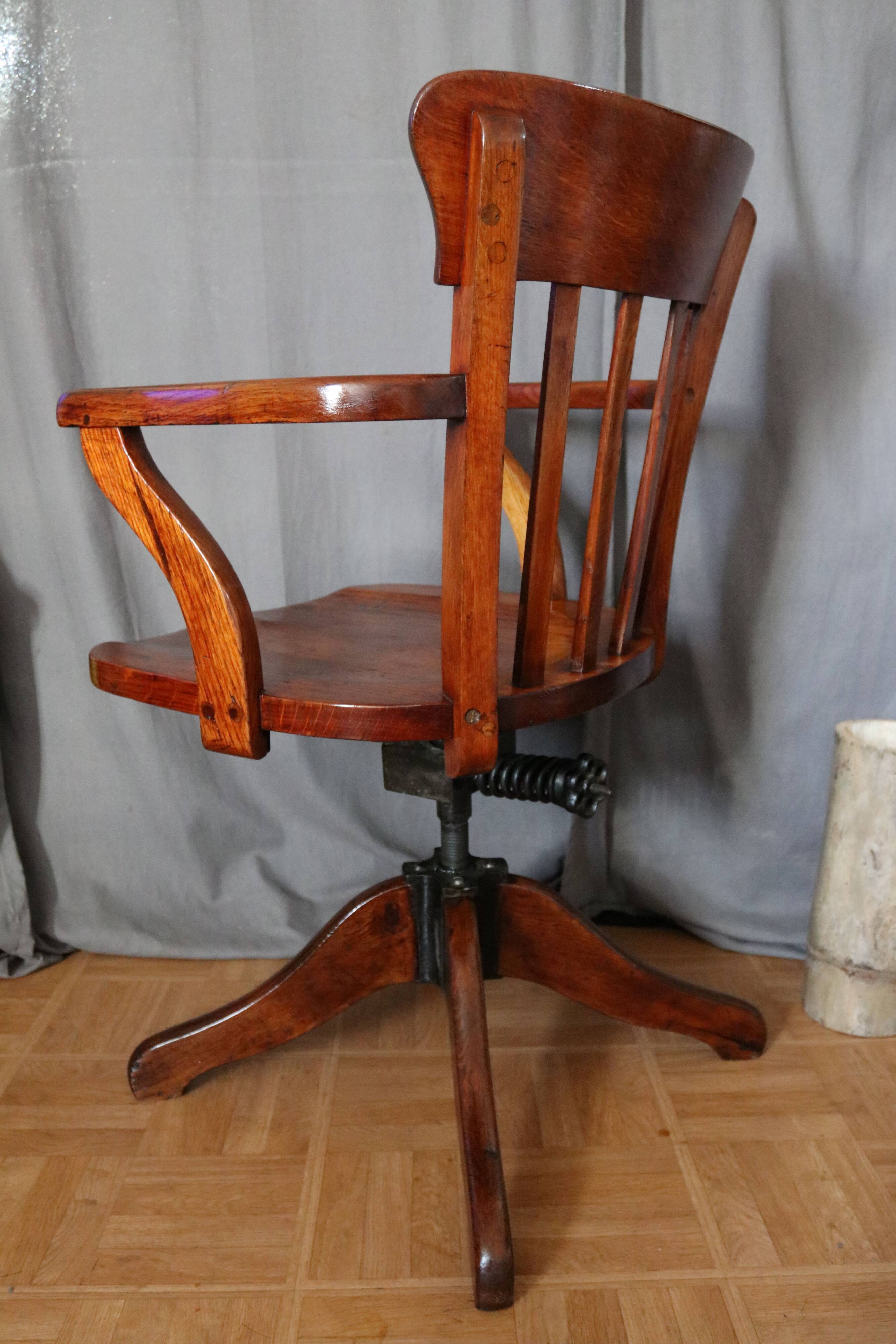 American office chair in natural wood