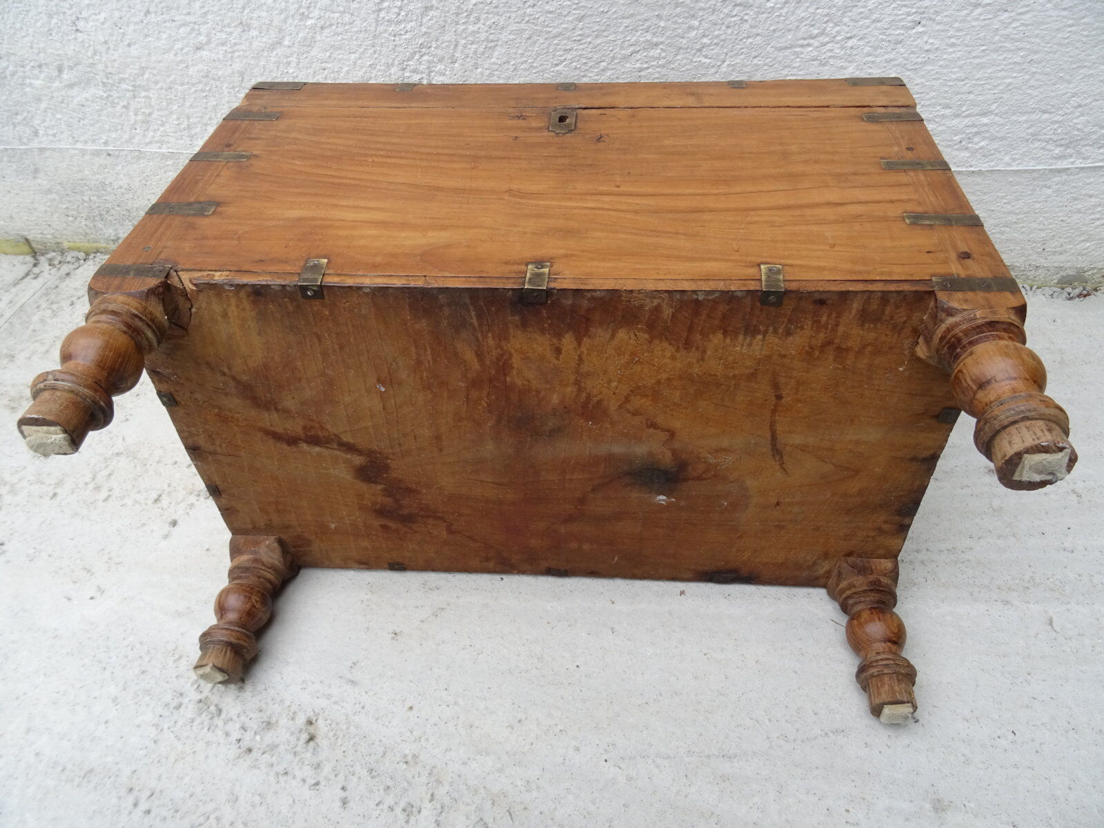 Naval officer chest in camphor