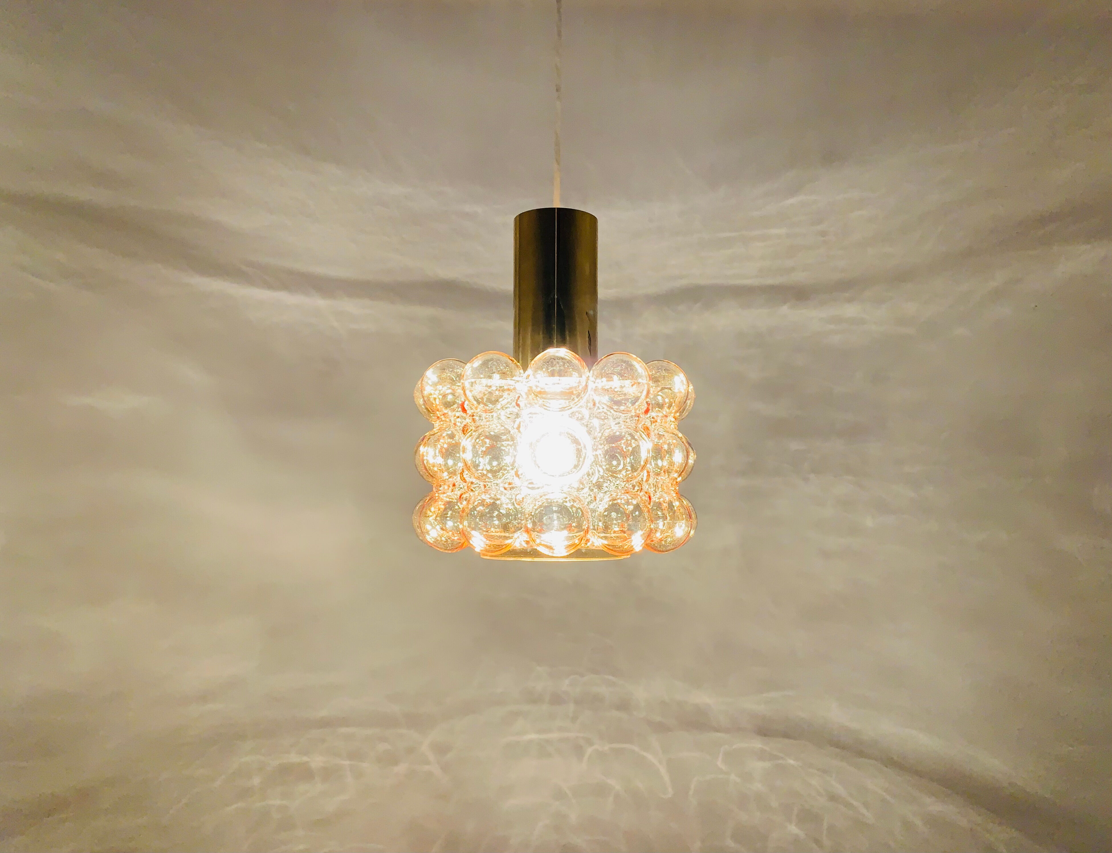 Bubble glass pendant lamp by Helena Tynell for Glashütte Limburg