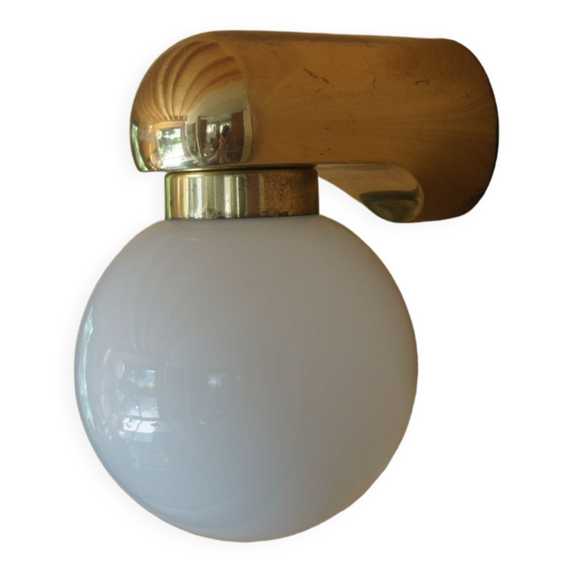Wall lamp ball