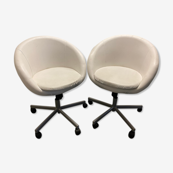 Pair of office chairs