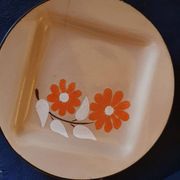 Saint Clément vintage dinner and soup plates