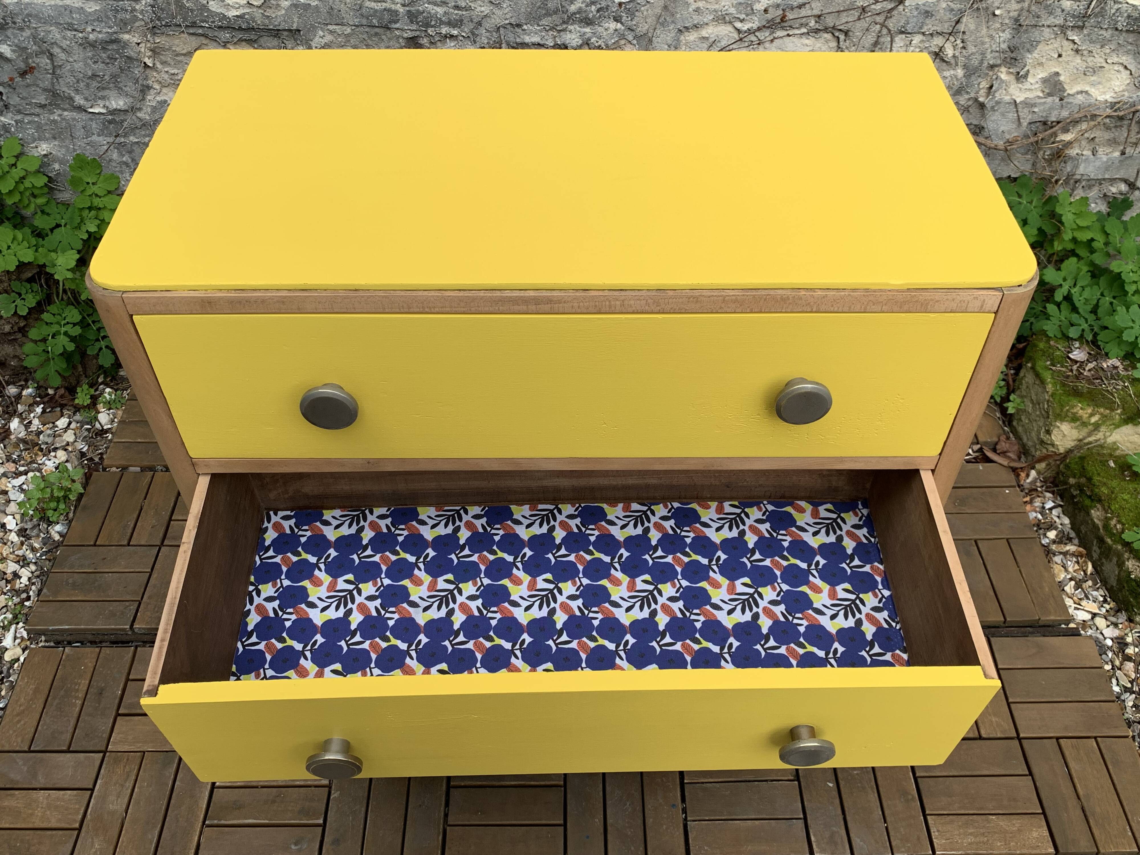 Commode art déco jaune poudré et bois brut