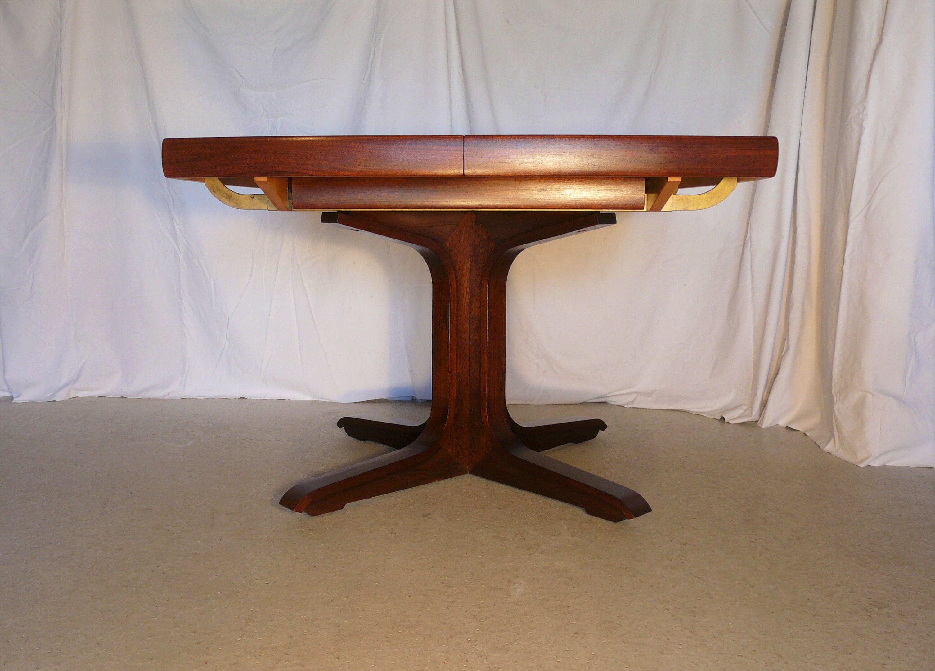 Vintage Scandinavian Baumann stretch table in rosewood