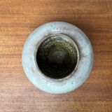 Minimalist vase from a German workshop from the mid-century by Lu and Gerd Grove, 1961.