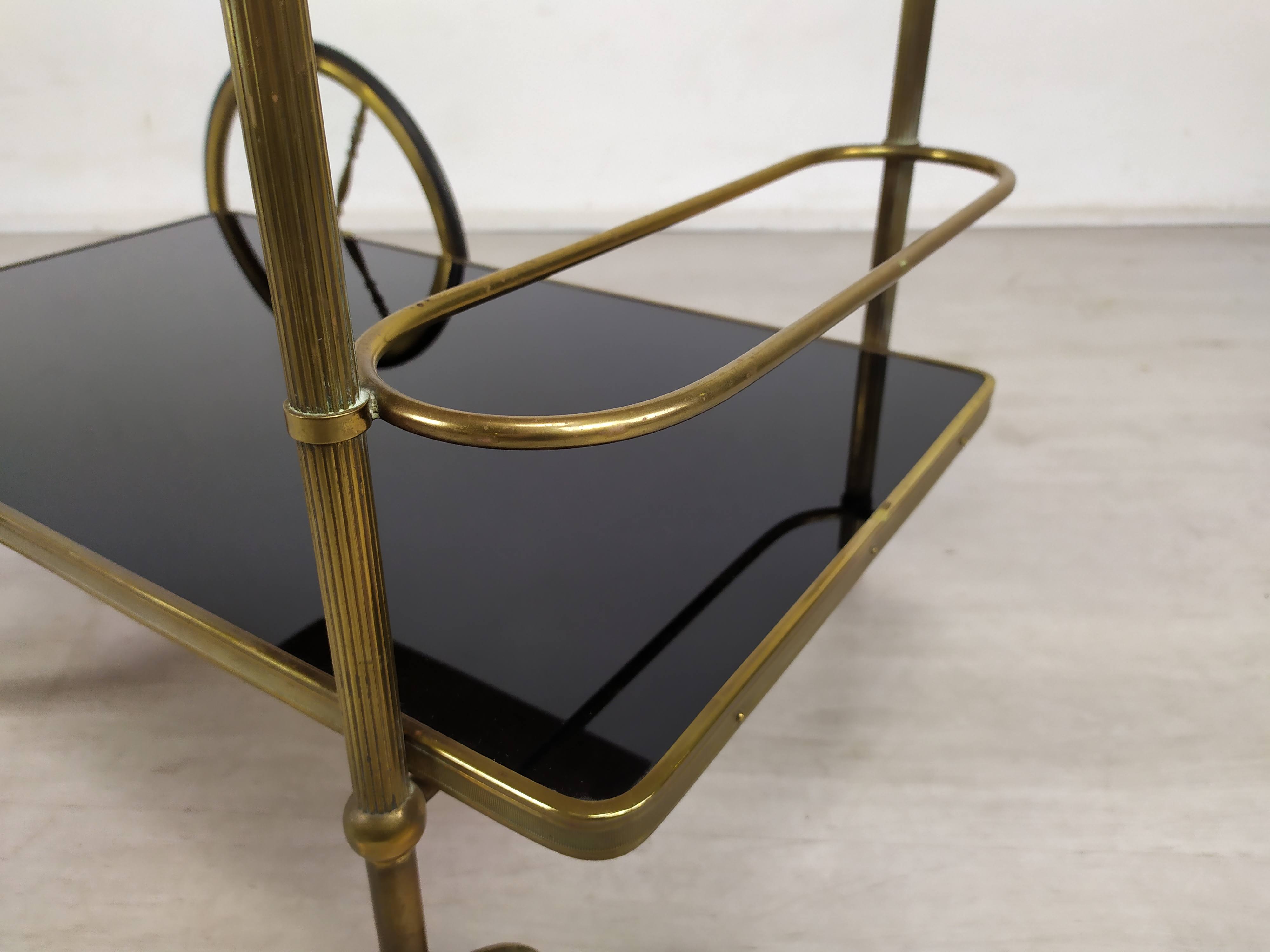 Vintage bar rolling service