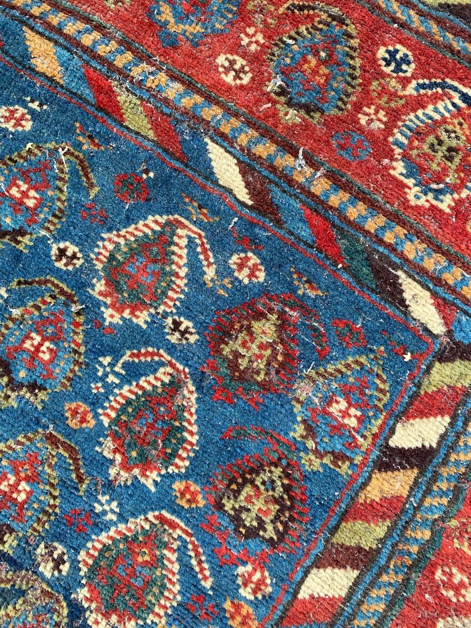 Pretty old Persian carpet of ghashghai handmade 177x328 cm