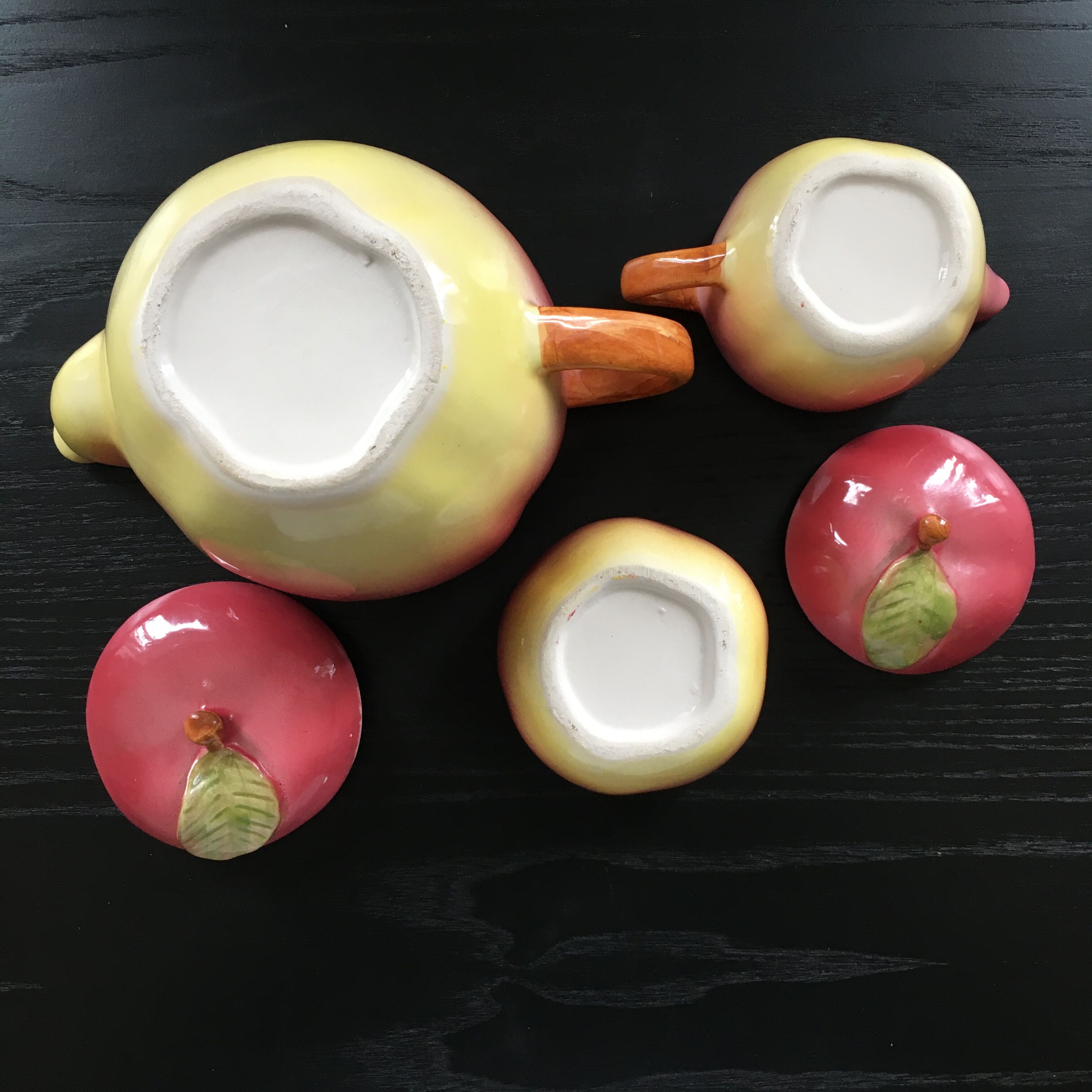 Pink apple tea set