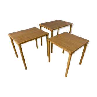 Tables gigognes danoises par E. W. Bach années 1960, Set de 3