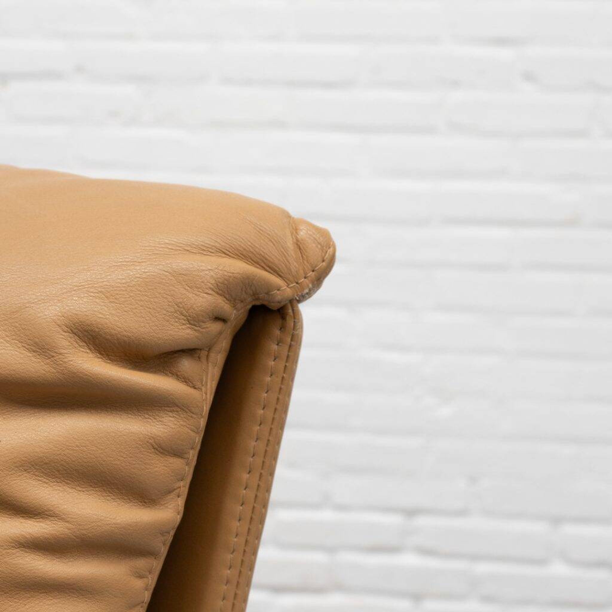 Queening Armchair by Giovanni Ofredi for Saporiti