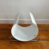 80's design and vintage magazine rack