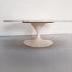 Table basse tulipe par Eero Saarinen pour Knoll International