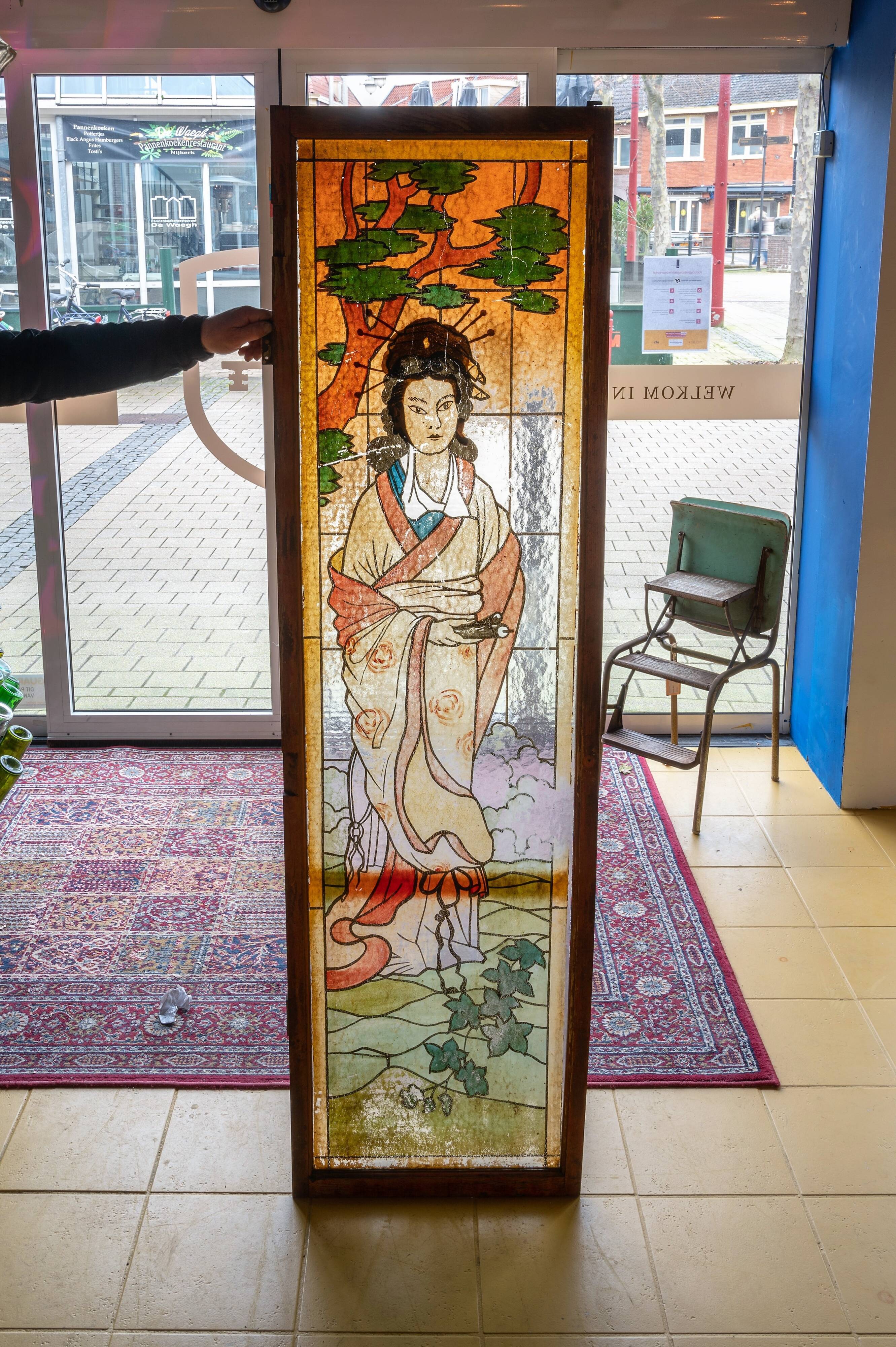 Vitrail japonais peint à la main antique