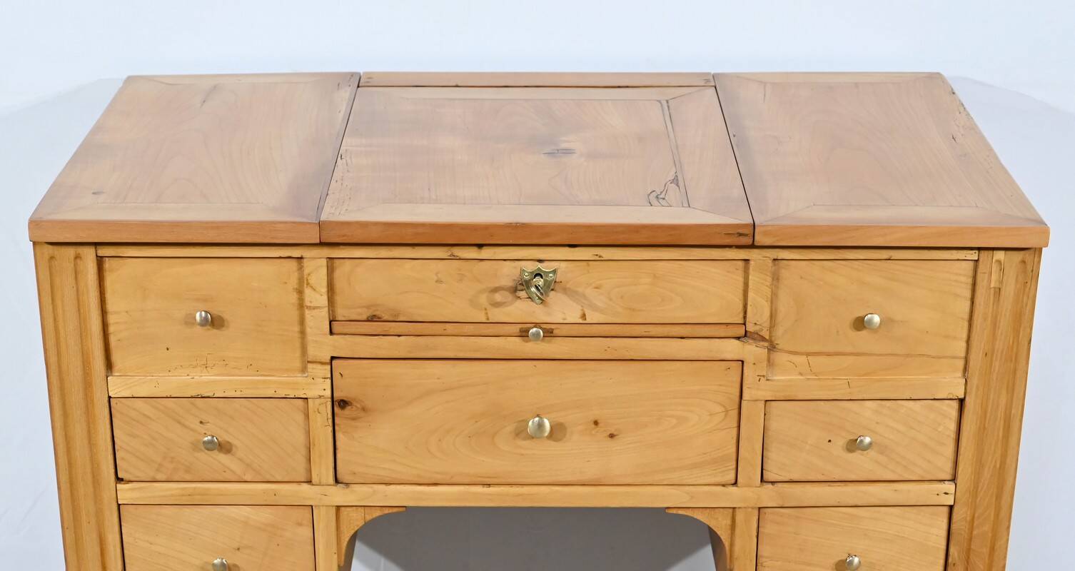 Small Dressing Table in Solid Cherry, Louis XVI Period – Late 18th Century