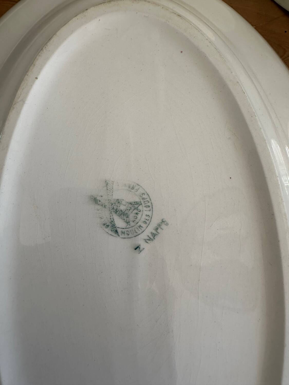 Set of dishes Moulin des loups