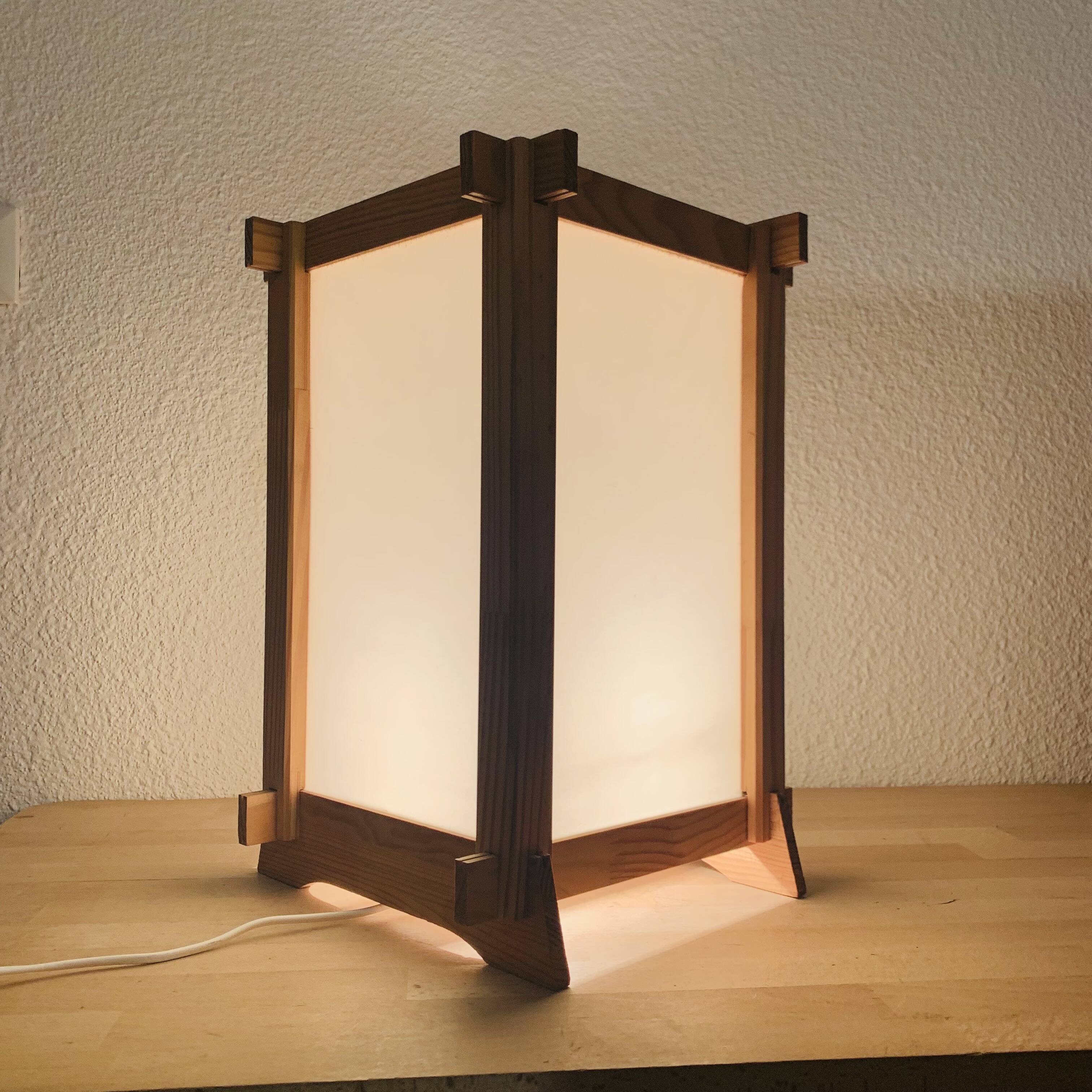 Vintage Japanese-style lantern table lamp